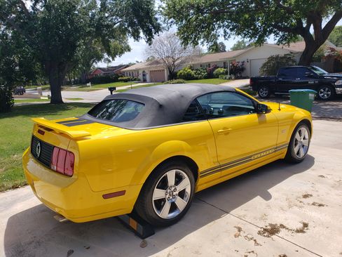 Used 2006 Ford Mustang GT Premium image 5