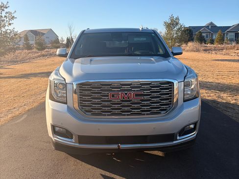 Used 2020 GMC Yukon XL Denali image 14