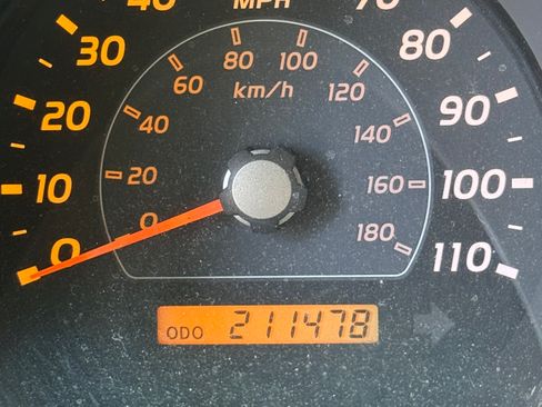 Used 2007 Toyota 4Runner Sport RWD image 9