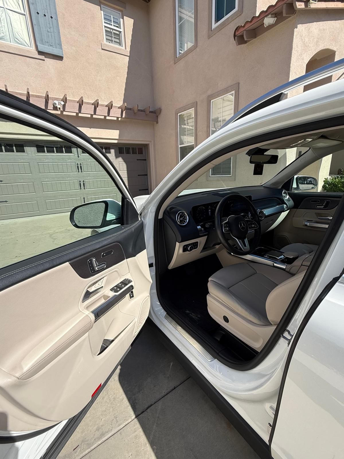 Used 2020 Mercedes-Benz GLB 250 4MATIC image 14