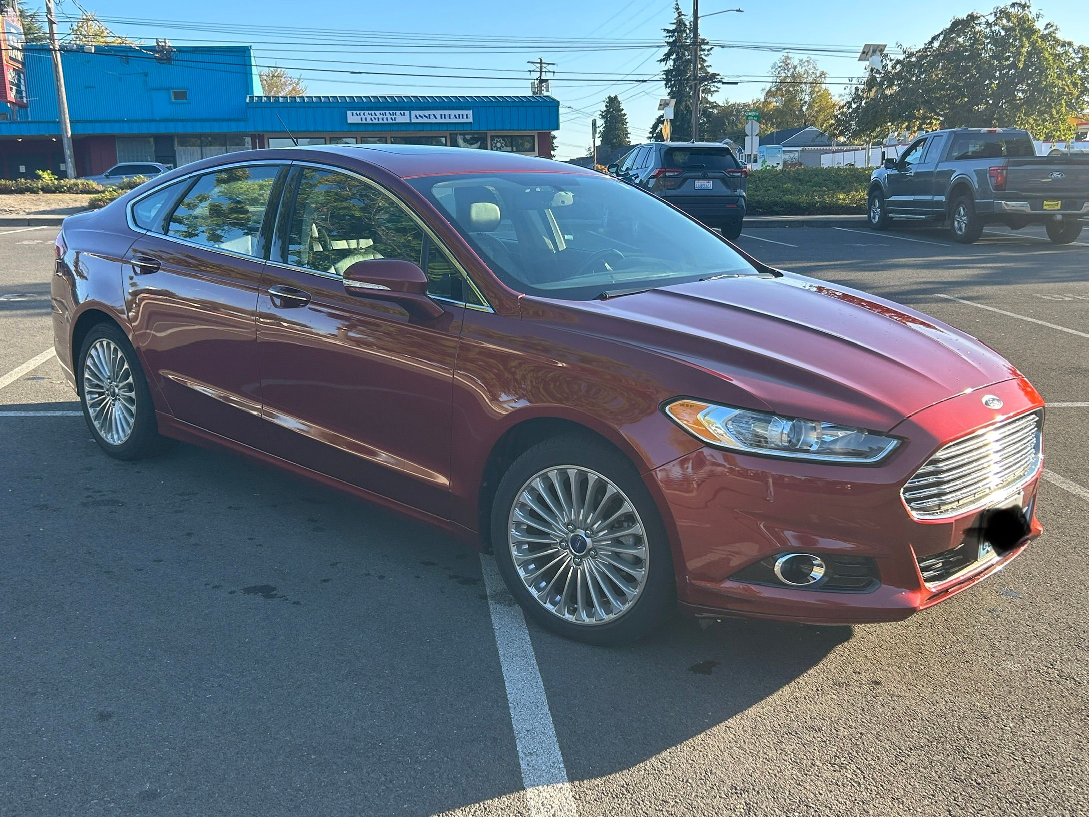 Used 2014 Ford Fusion Titanium FWD image 12
