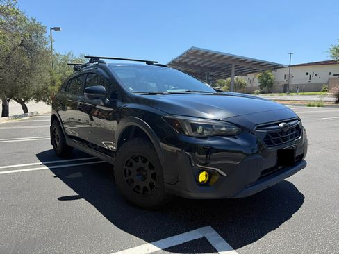 Used 2023 Subaru Crosstrek 2.5i Limited AWD/4WD image 1