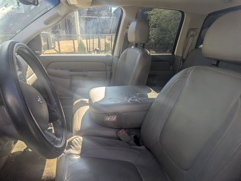 Used 2005 Dodge Ram 1500 Truck SLT image 13