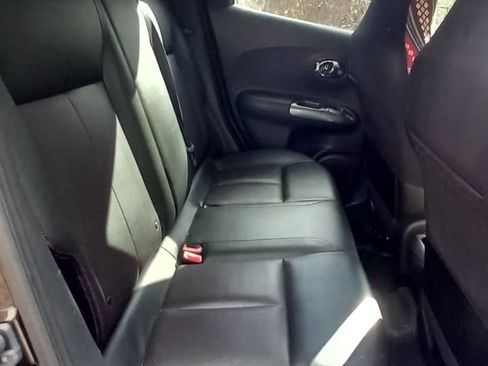 Used 2012 Nissan Juke SL image 10