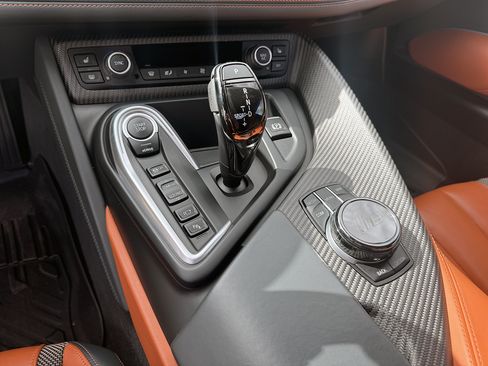 Used 2019 BMW i8 Roadster image 22