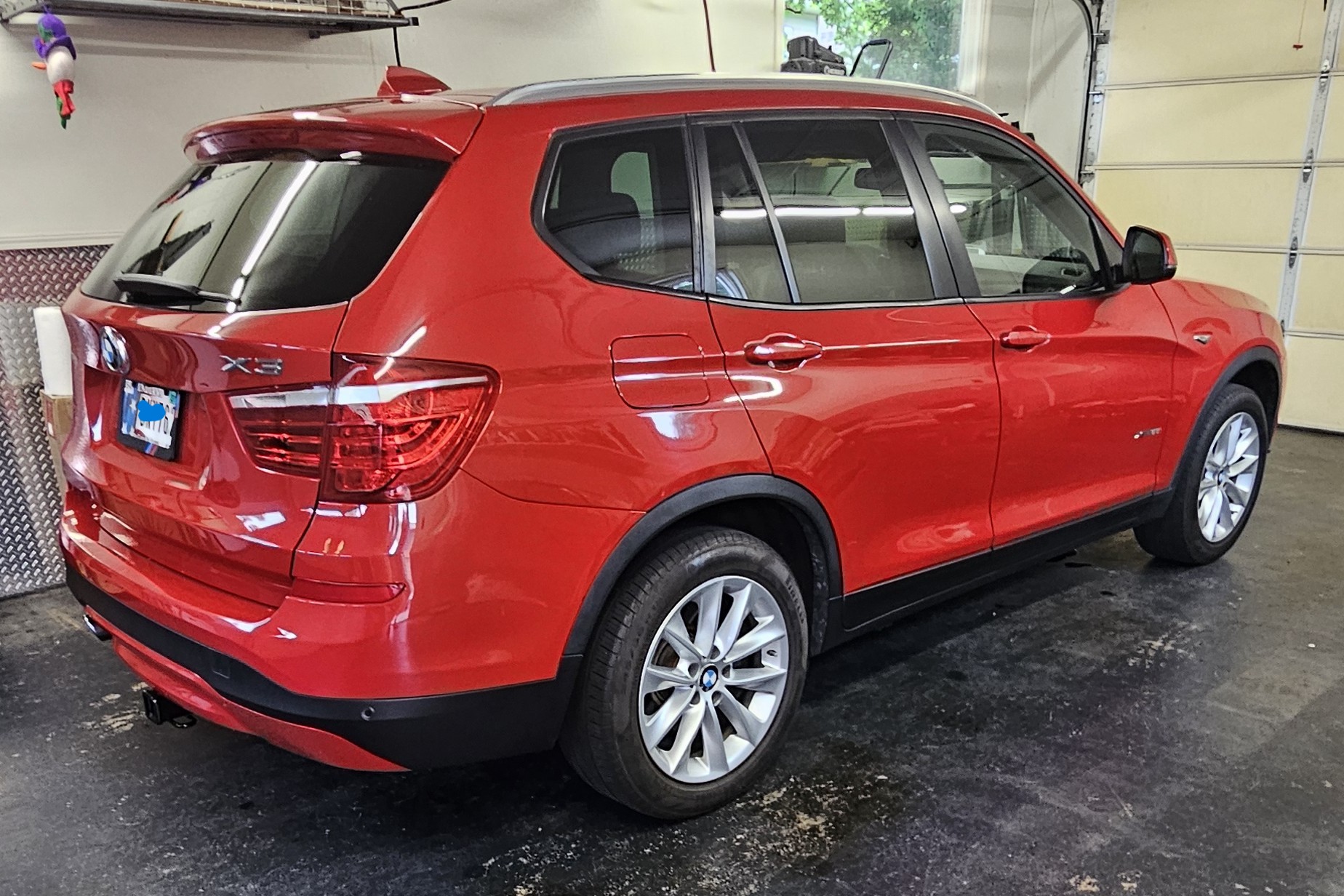 Used 2017 BMW X3 xDrive28i AWD/4WD image 6