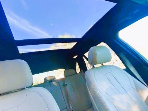 Used 2018 BMW X5 xDrive40e image 22