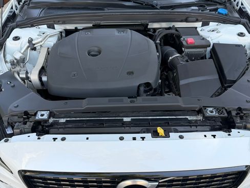 Used 2021 Volvo V60 T6 R-Design w/ Advanced Package FWD image 6