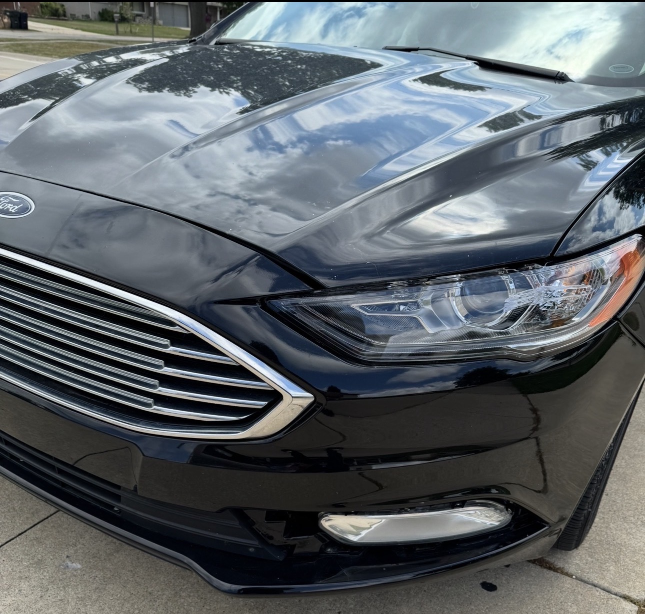 Used 2017 Ford Fusion SE w/ Equipment Group 201A FWD image 6