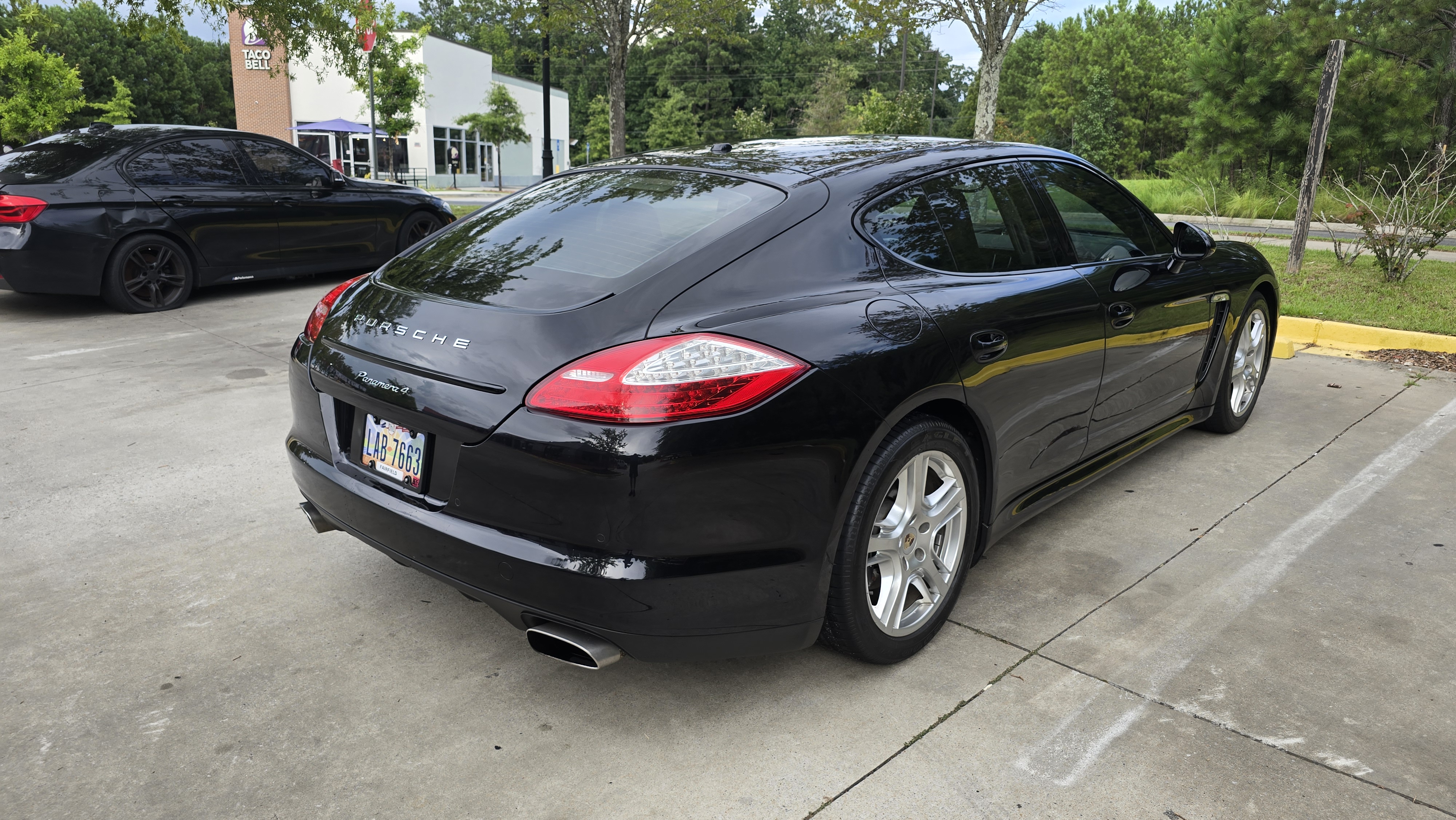 Used 2012 Porsche Panamera 4 image 6