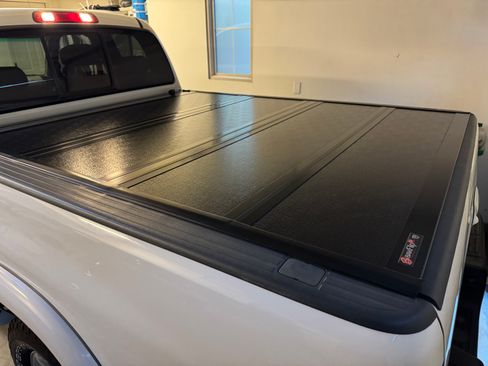 Used 2001 Toyota Tundra Limited image 12