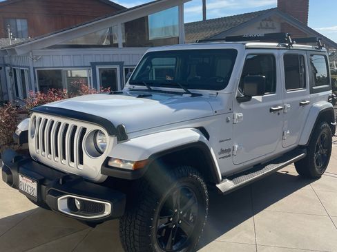 Used 2021 Jeep Wrangler Unlimited Sahara w/ Safety Group AWD/4WD image 19