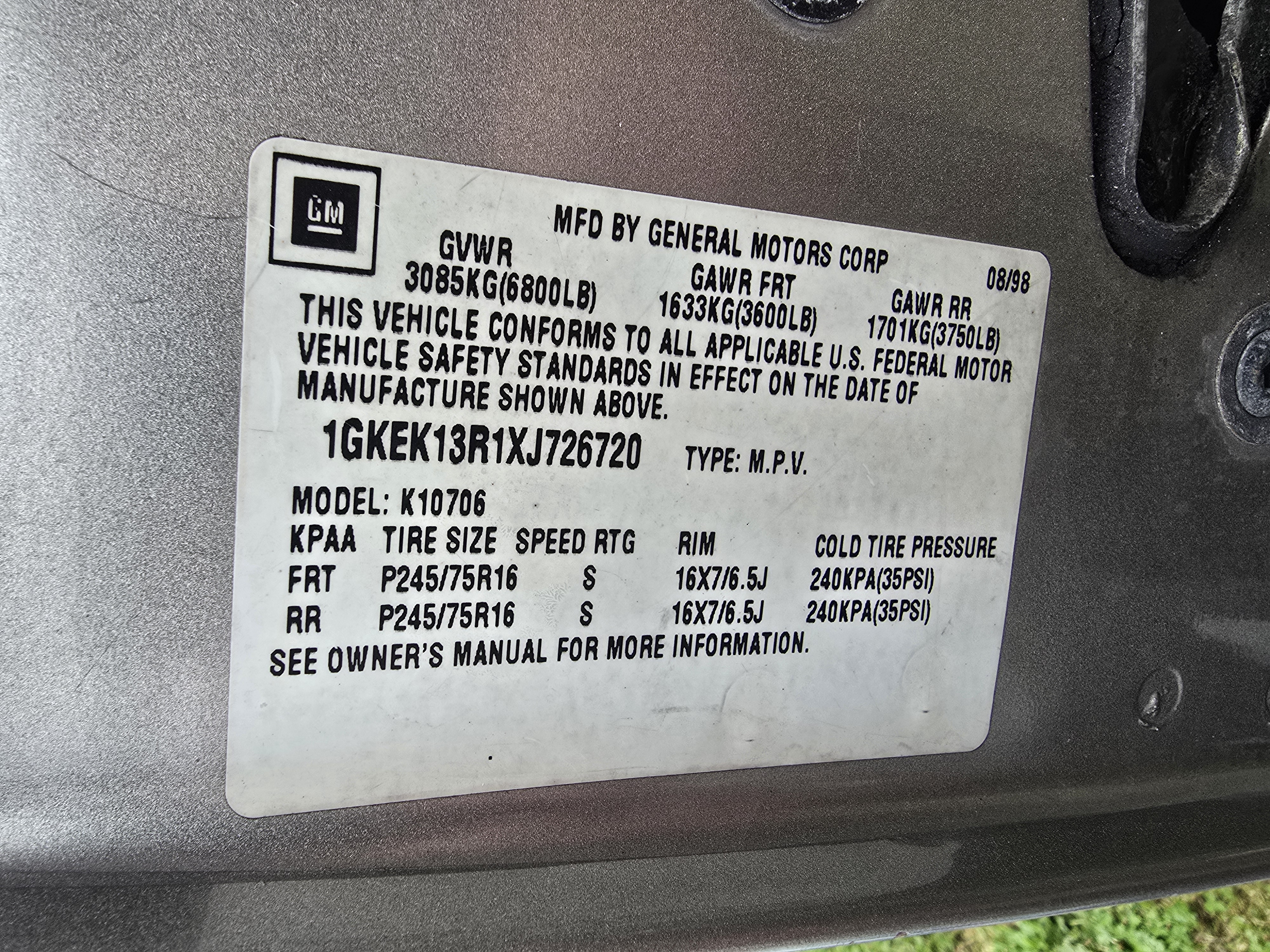 Used 1999 GMC Yukon 4WD 4-Door w/ Marketing Opt Pkg 5 image 6