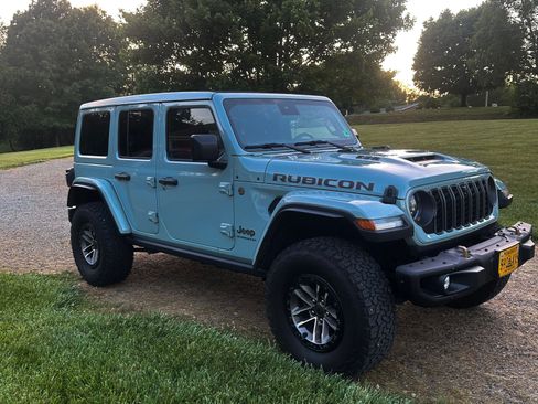 Used 2024 Jeep Wrangler Unlimited Rubicon 392 AWD/4WD image 11