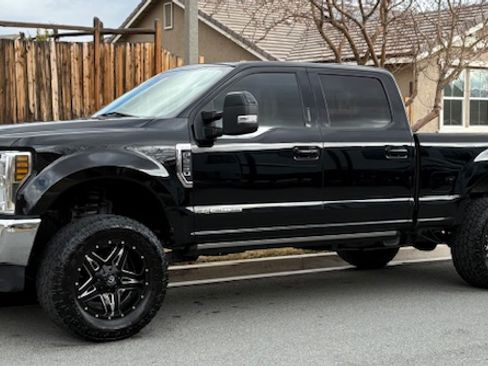 Used 2018 Ford F250 Lariat w/ Lariat Ultimate Package image 1