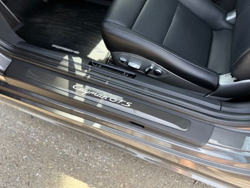 Used 2022 Porsche 718 Cayman GT4 image 14