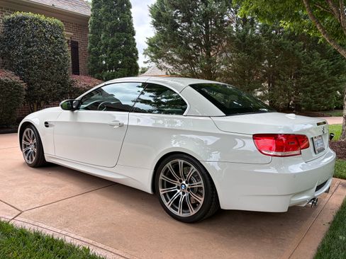 Used 2008 BMW M3 Convertible RWD image 5