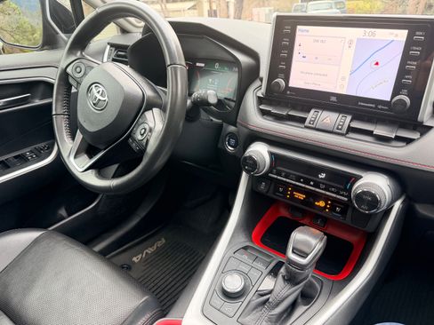 Used 2020 Toyota RAV4 TRD Off-Road image 2