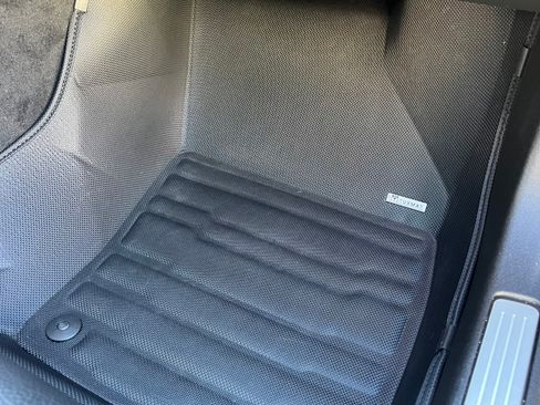 Used 2020 Volvo V60 T5 Cross Country w/ Protection Package image 21