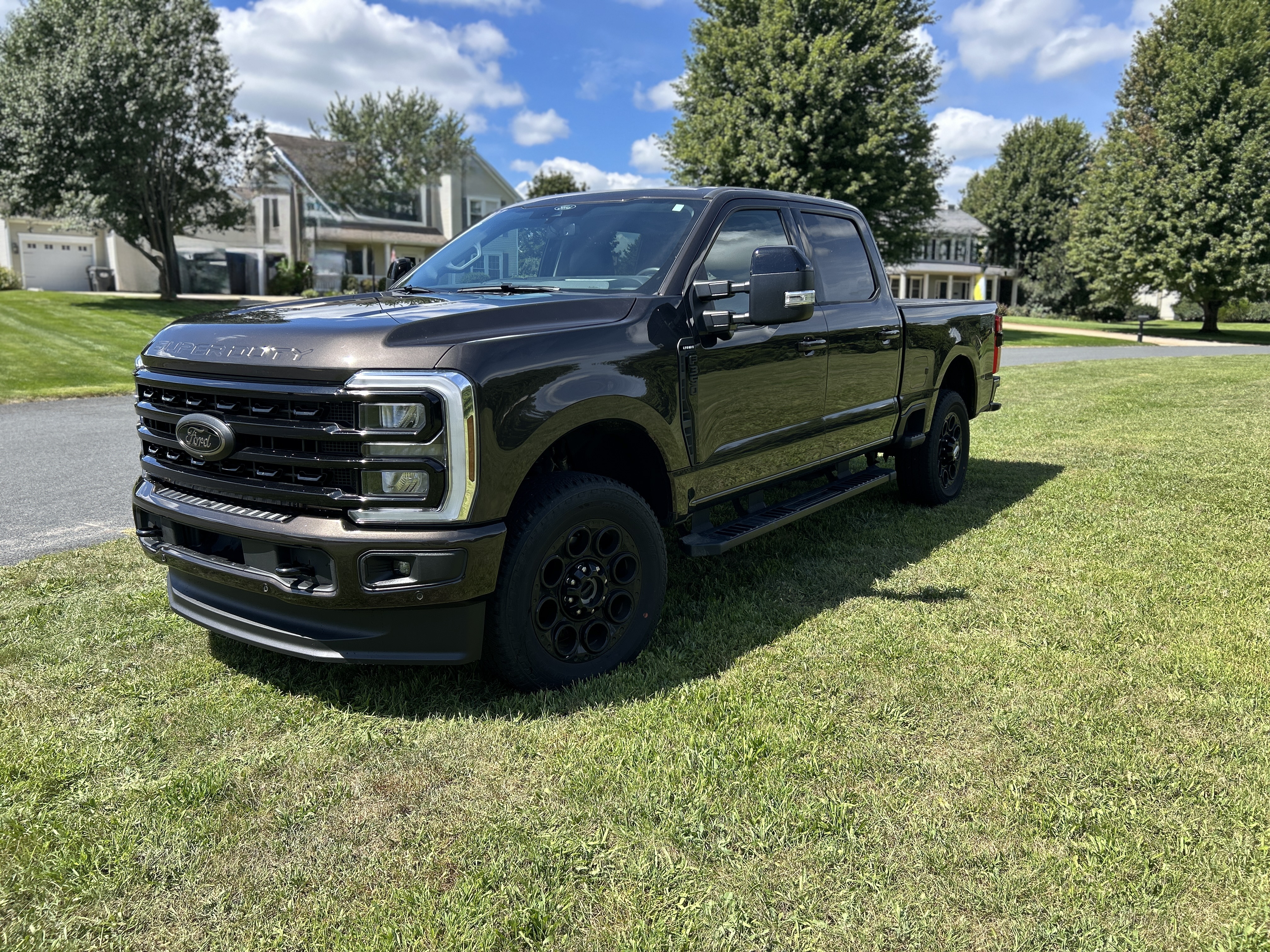 Used 2024 Ford F350 Lariat w/ Lariat Ultimate Package AWD/4WD image 1