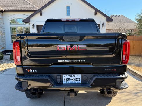 Used 2021 GMC Sierra 1500 AT4 w/ AT4 Value Package image 5