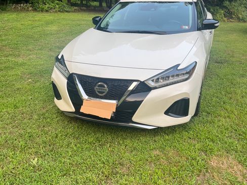 Used 2021 Nissan Maxima SV FWD image 10