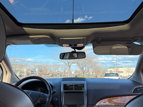 Used 2013 Lincoln MKX AWD image 11