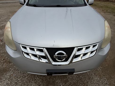 Used 2013 Nissan Rogue SV image 4