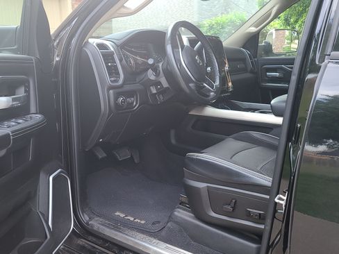 Used 2019 RAM 3500 Laramie image 11