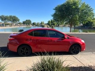 Used 2015 Toyota Corolla LE FWD image 1