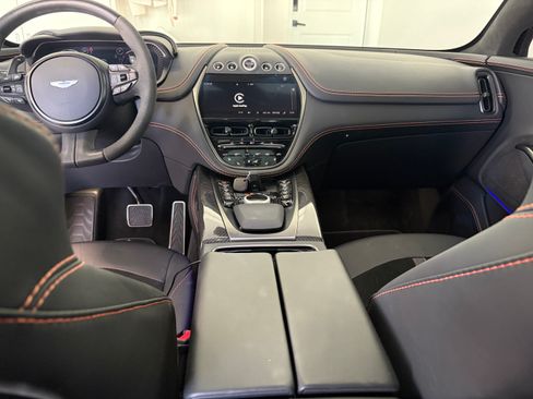 Used 2023 Aston Martin DBX AWD/4WD image 13