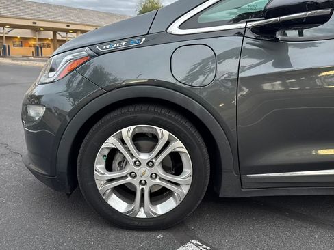 Used 2020 Chevrolet Bolt LT FWD image 5