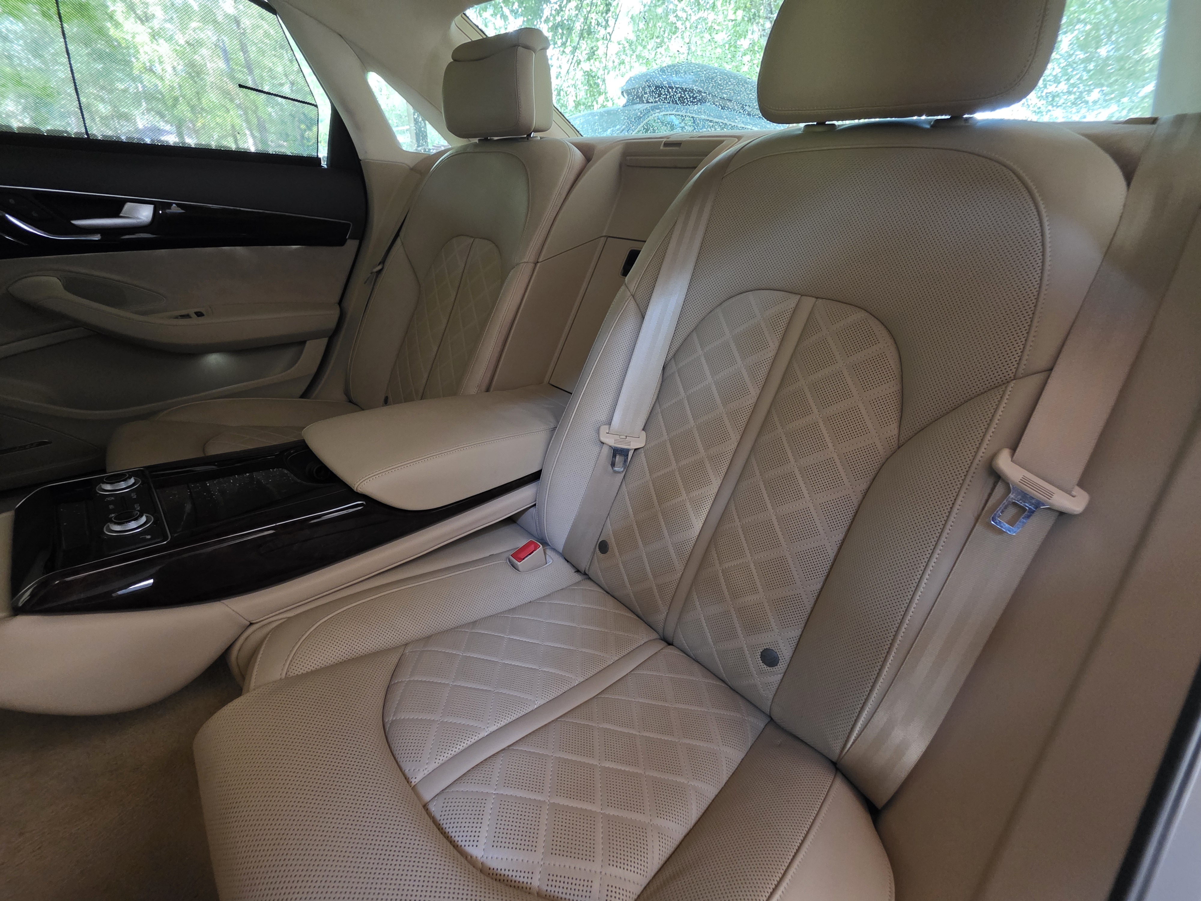 Used 2015 Audi A8 L 3.0T AWD/4WD image 9