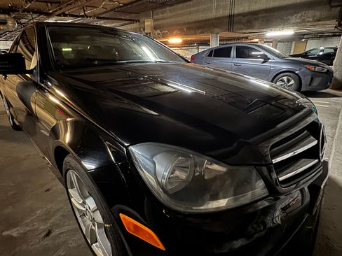 Used 2014 Mercedes-Benz C 250 Coupe image 8
