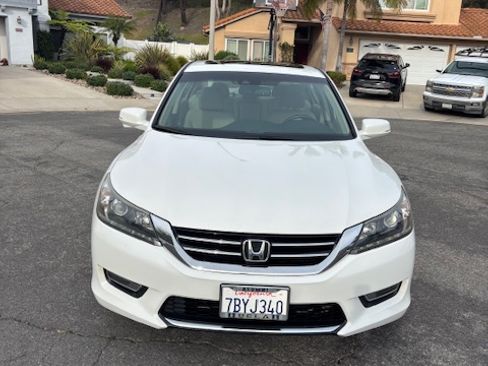 Used 2013 Honda Accord EX-L image 2