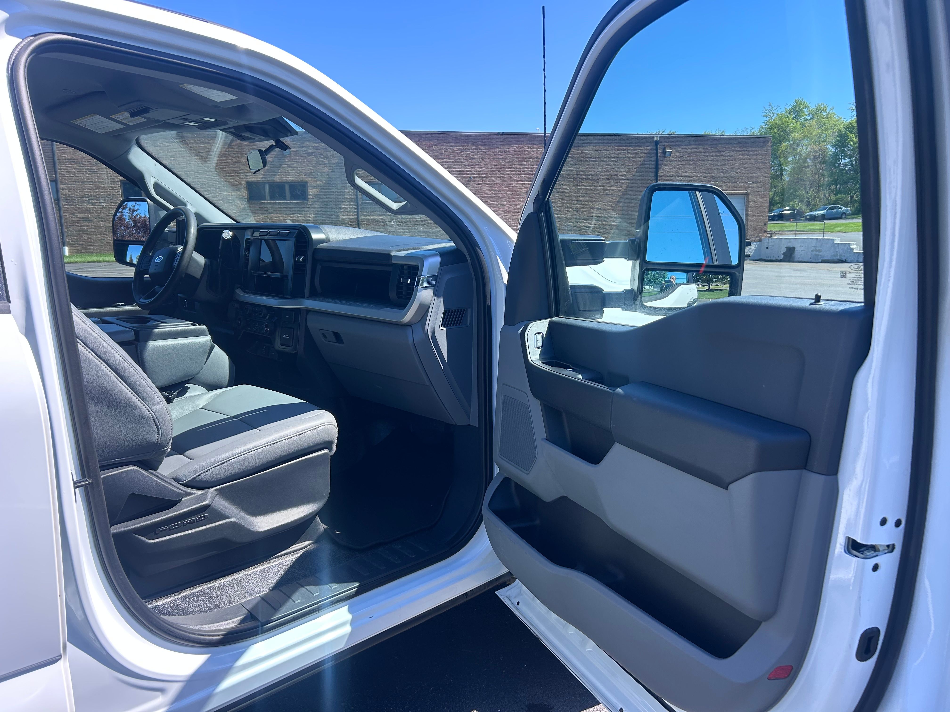 Used 2024 Ford F450 XL RWD image 11