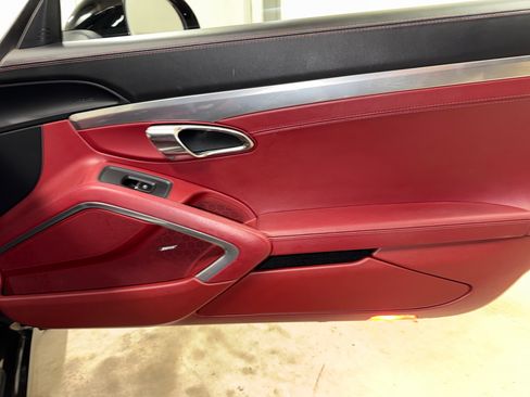 Used 2017 Porsche 911 Carrera image 15