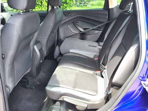 Used 2016 Ford Escape S image 4