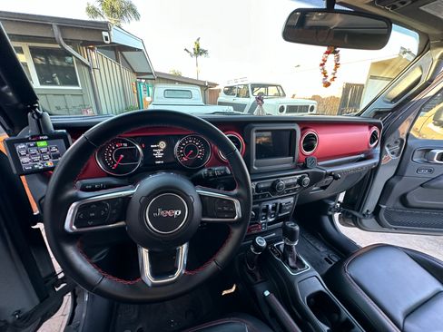 Used 2021 Jeep Wrangler Rubicon w/ Safety Group image 8