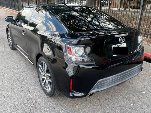 Used 2014 Scion tC FWD image 10