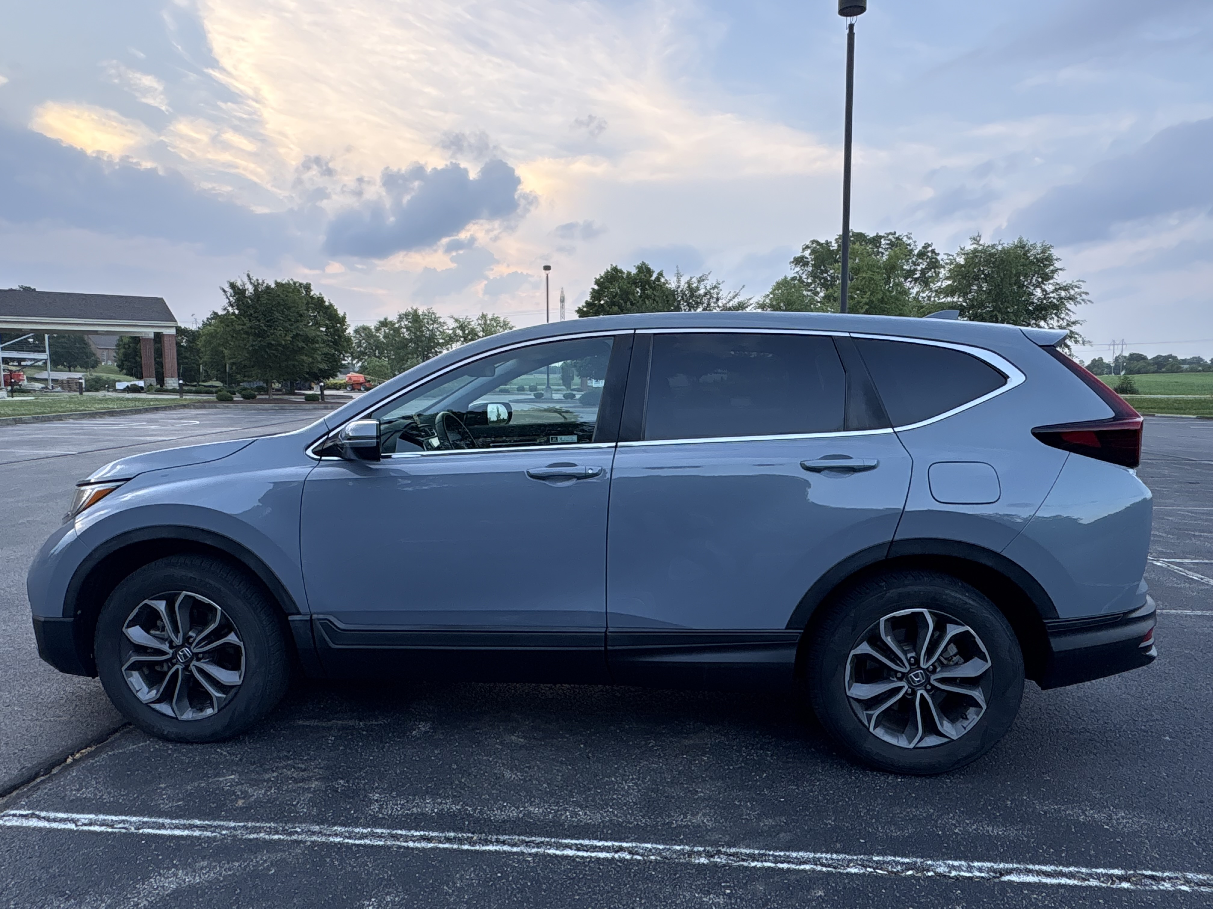 Used 2021 Honda CR-V EX image 8