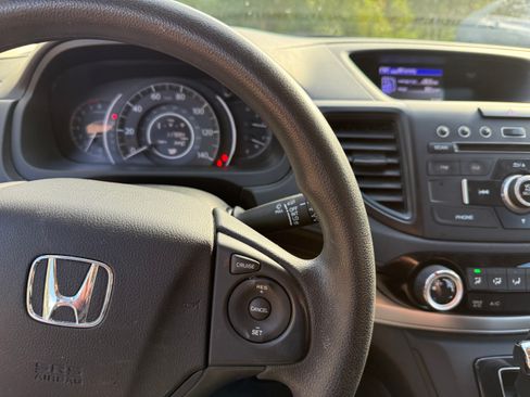 Used 2016 Honda CR-V LX image 8