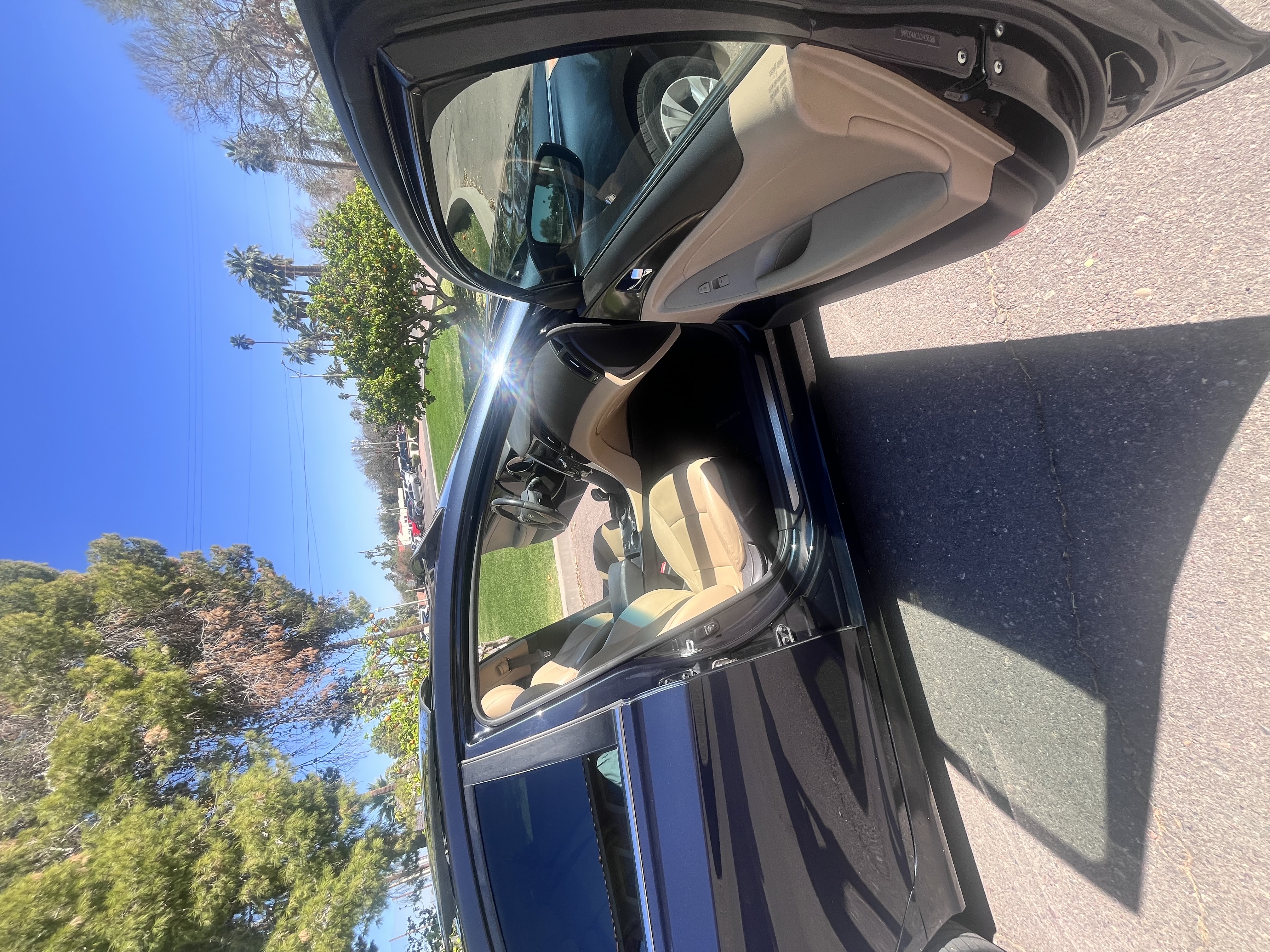 Used 2012 Hyundai Sonata Limited w/ Navigation Pkg FWD image 10