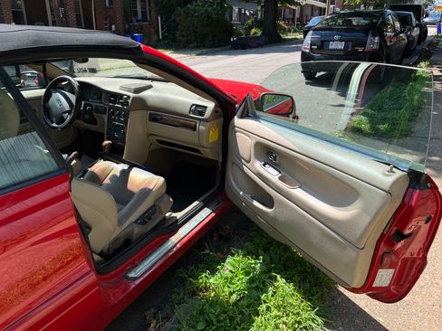 Used 2004 Volvo C70 HT FWD image 8