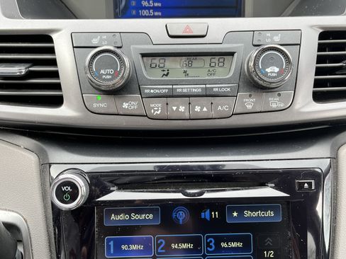 Used 2014 Honda Odyssey EX-L image 10