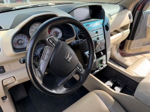 Used 2011 Honda Pilot Touring image 9