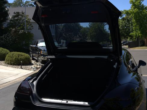 Used 2014 Porsche Panamera S RWD image 11