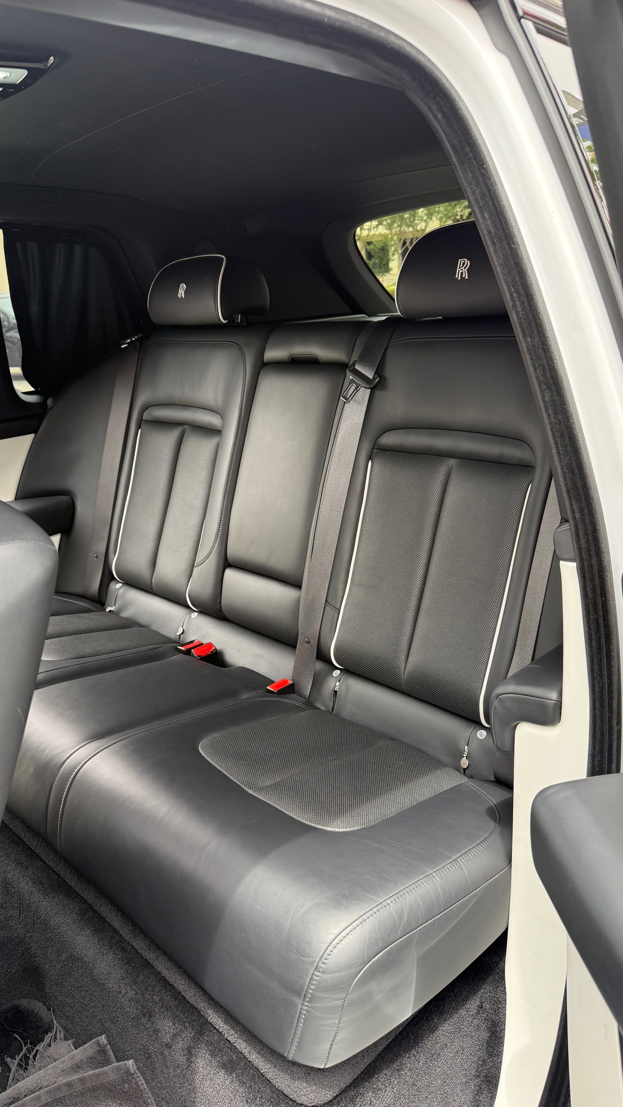 Used 2021 Rolls-Royce Cullinan AWD/4WD image 9