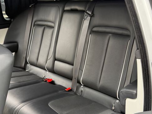 Used 2021 Rolls-Royce Cullinan AWD/4WD image 9
