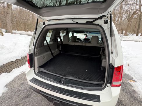 Used 2015 Honda Pilot LX image 6